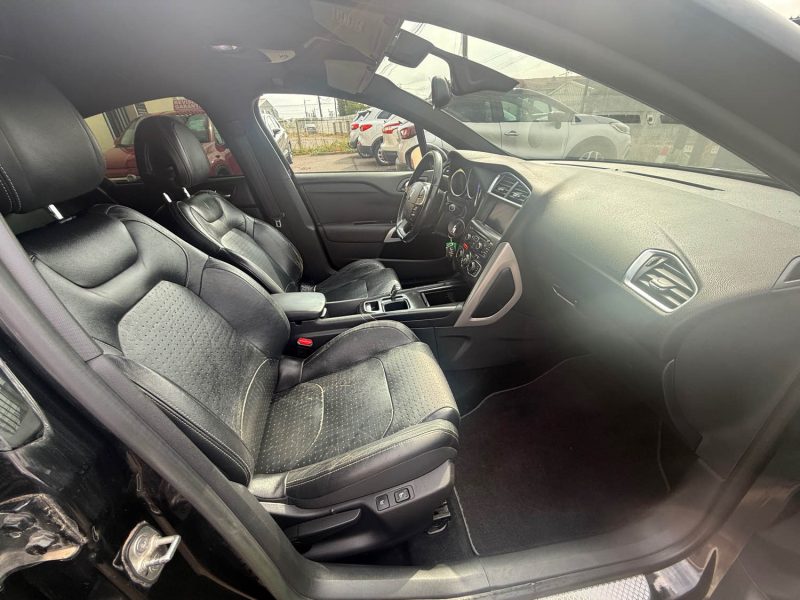 CITROEN DS4 BOITE AUTOMATIQUE 1.6 E-HDI 115CV - 8V TURBO URBAN SHOW BMP 2013