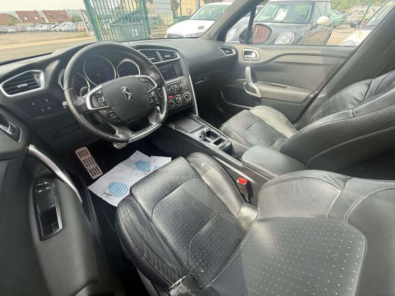 CITROEN DS4 BOITE AUTOMATIQUE 1.6 E-HDI 115CV - 8V TURBO URBAN SHOW BMP 2013