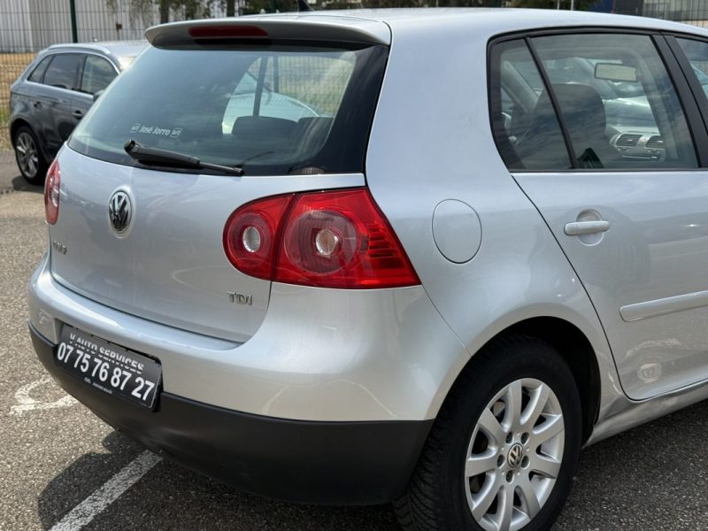 Volkswagen Golf V 1.9 TDI 105ch Confortline 5p Boite Auto Garantie 6 Mois