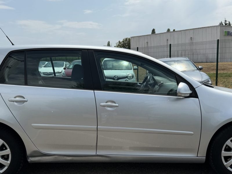 Volkswagen Golf V 1.9 TDI 105ch Confortline 5p Boite Auto Garantie 6 Mois