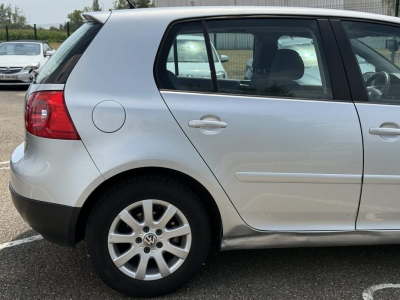 Volkswagen Golf V 1.9 TDI 105ch Confortline 5p Boite Auto Garantie 6 Mois