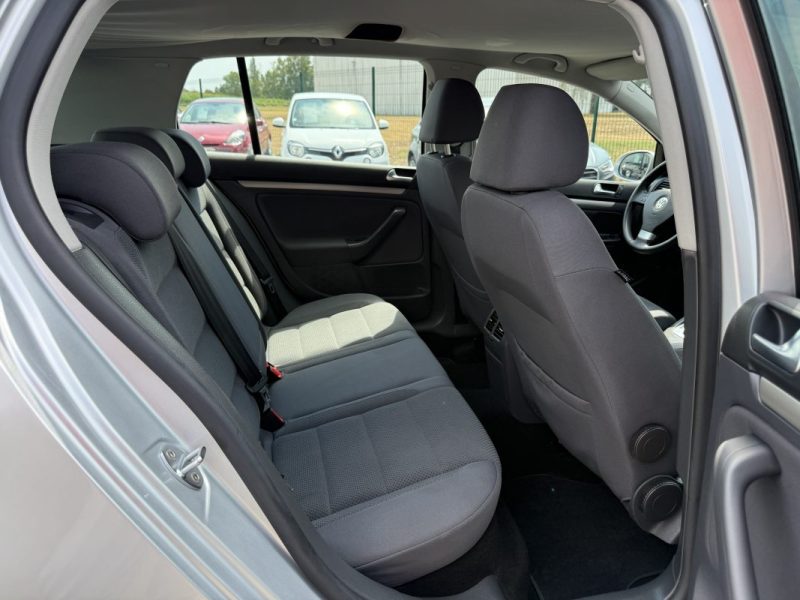 Volkswagen Golf V 1.9 TDI 105ch Confortline 5p Boite Auto Garantie 6 Mois