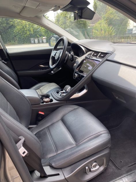 JAGUAR E-PACE 1.5 ESSENCE HYBRIDE 160 CV  BOITE AUTO