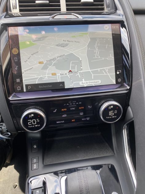 JAGUAR E-PACE 1.5 ESSENCE HYBRIDE 160 CV  BOITE AUTO