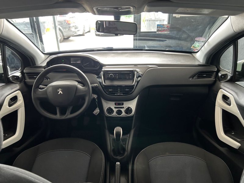 PEUGEOT 208 LIKE 1.2 68