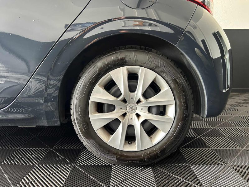 PEUGEOT 208 LIKE 1.2 68