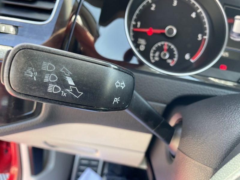 VOLKSWAGEN GOLF VII 1.6 TDI 105 CARAT DSG 2014