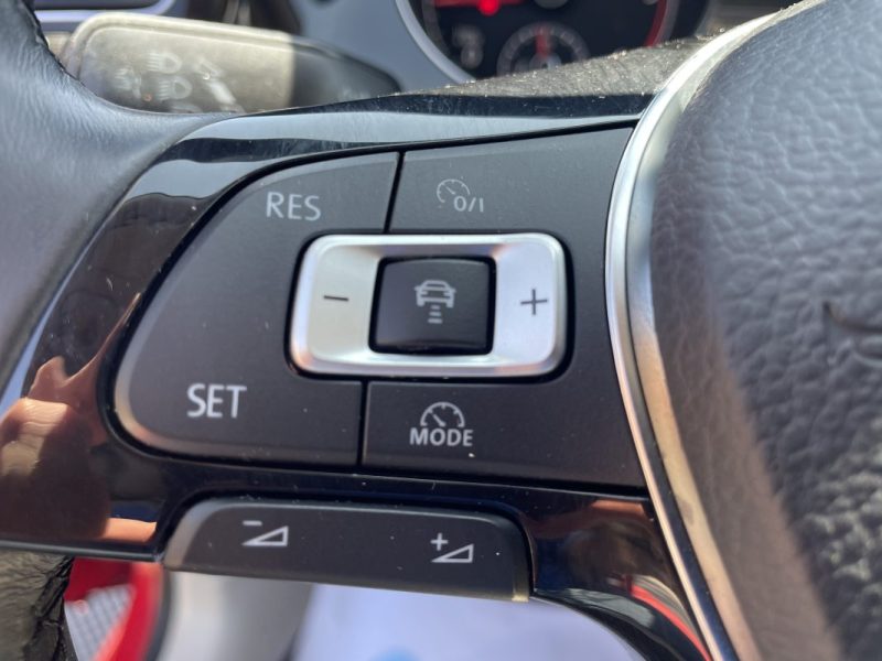 VOLKSWAGEN GOLF VII 1.6 TDI 105 CARAT DSG 2014