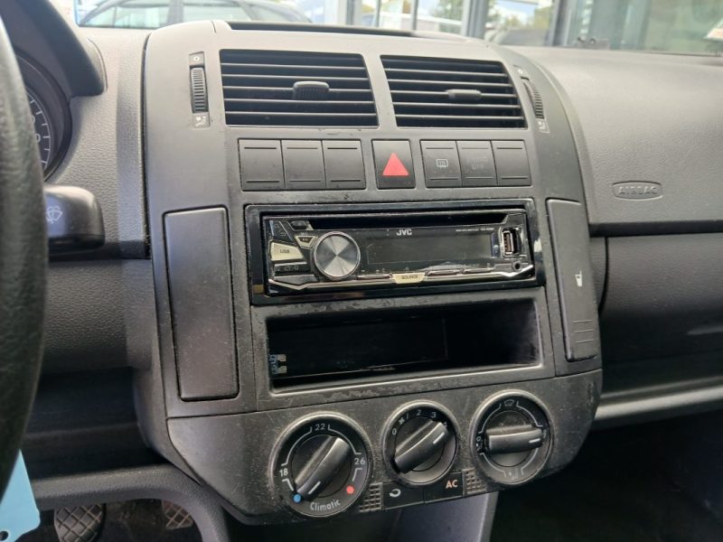VOLKSWAGEN POLO 1.2 65  CV  5p 2003