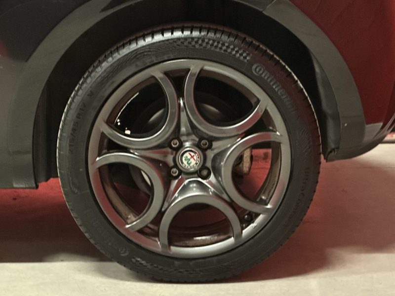 ALFA ROMEO MITO 0.9 TWIN AIR 105cv SUPER - Très bon état - CT vierge -