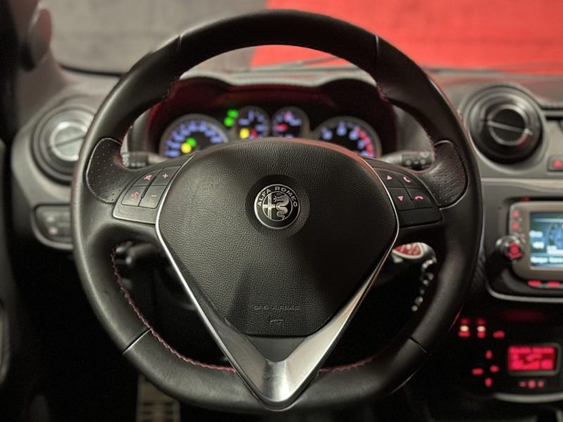 ALFA ROMEO MITO 0.9 TWIN AIR 105cv SUPER - Très bon état - CT vierge -