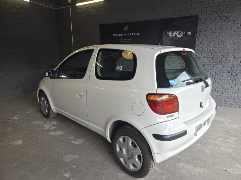 TOYOTA YARIS 75D-4D LINEA TERRA 