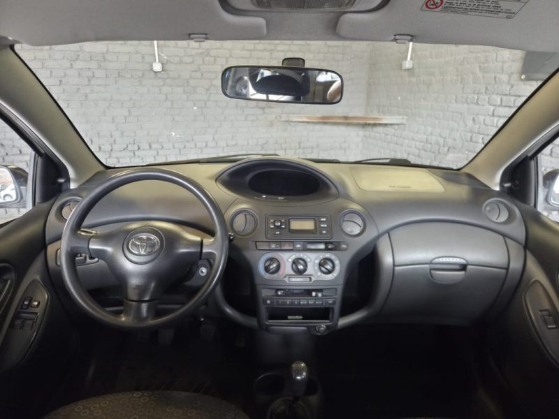 TOYOTA YARIS 75D-4D LINEA TERRA 