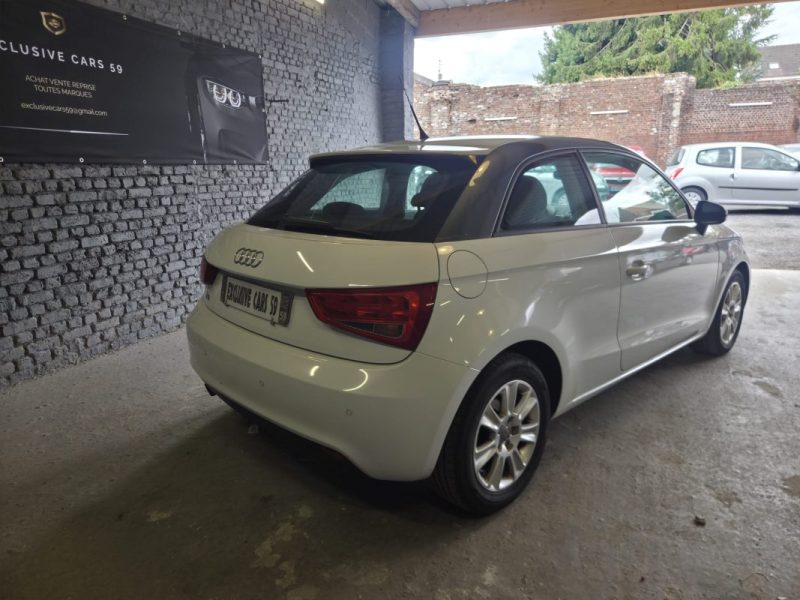 AUDI A1 1.6 TDI 90 ATTRACTION 