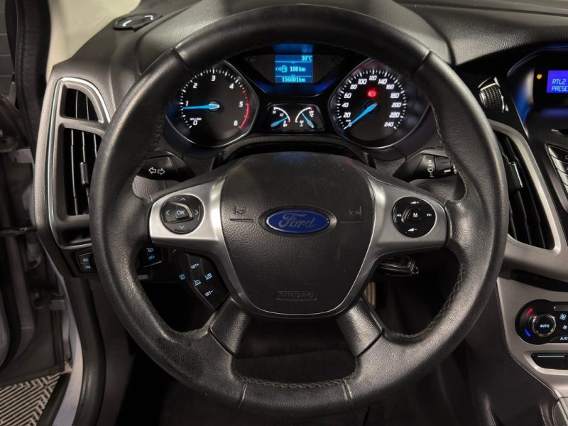 FORD FOCUS III 1.6 TDCI 95 Cv 5 PORTES / BVM6 CRIT AIR 2 - GARANTIE 1 AN