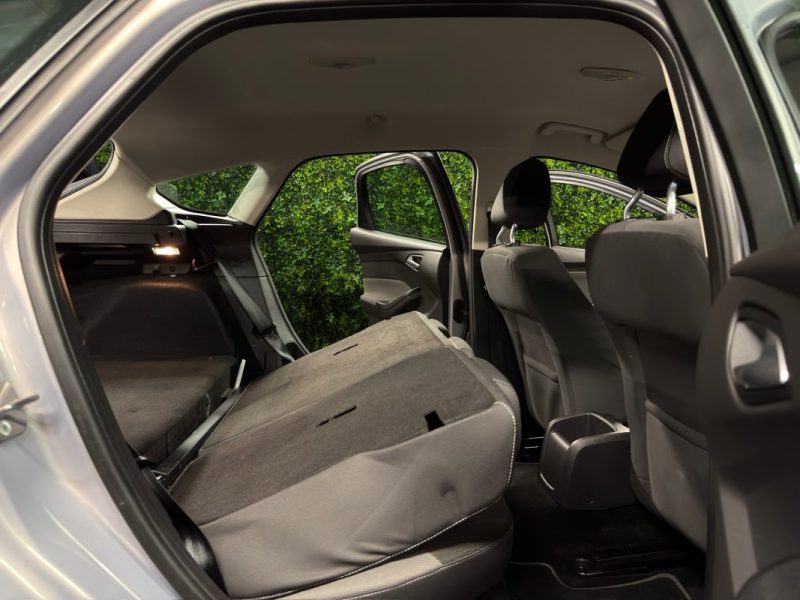 FORD FOCUS III 1.6 TDCI 95 Cv 5 PORTES / BVM6 CRIT AIR 2 - GARANTIE 1 AN