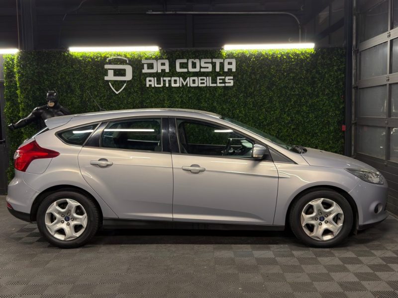 FORD FOCUS III 1.6 TDCI 95 Cv 5 PORTES / BVM6 CRIT AIR 2 - GARANTIE 1 AN