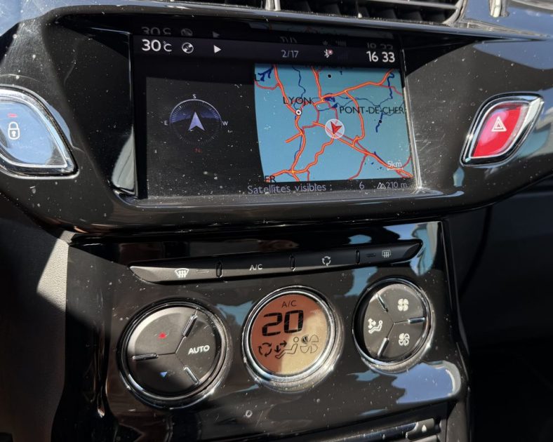 DS3 1.6 E-HDI 110ch SPORT CHIC - 1er MAIN - Distribution NEUVE - Entretien complet - GARANTIE 6 mois