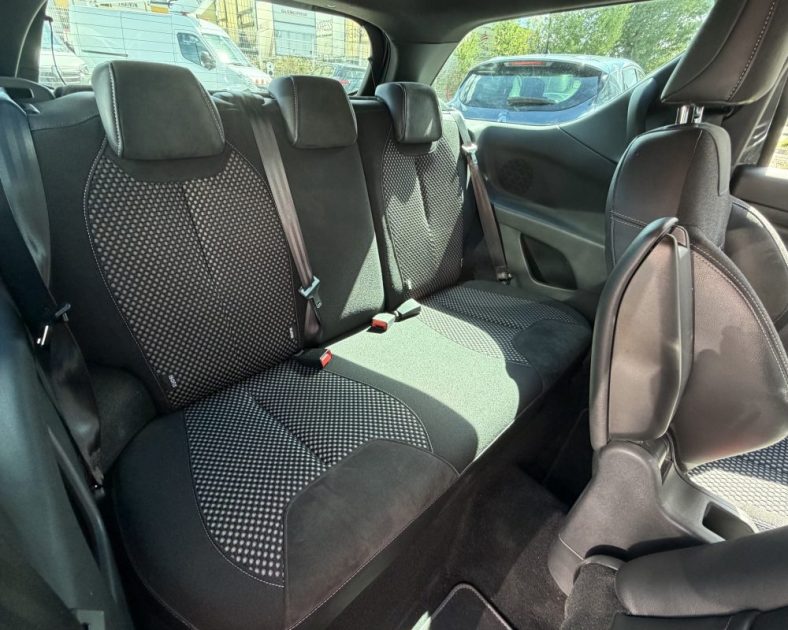 DS3 1.6 E-HDI 110ch SPORT CHIC - 1er MAIN - Distribution NEUVE - Entretien complet - GARANTIE 6 mois