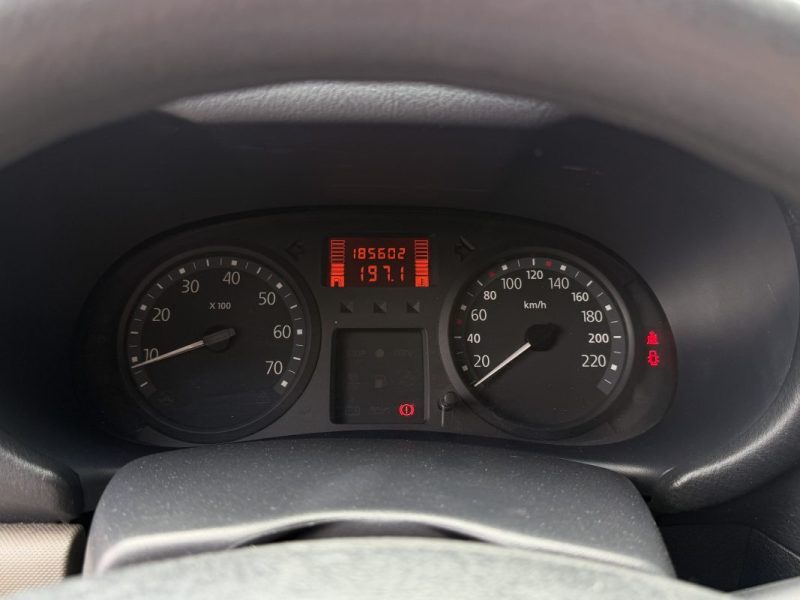 RENAULT CLIO II PHASE 2 SOCIETE 1.5 DCI 65 Cv 2 PLACES / CLIMATISATION