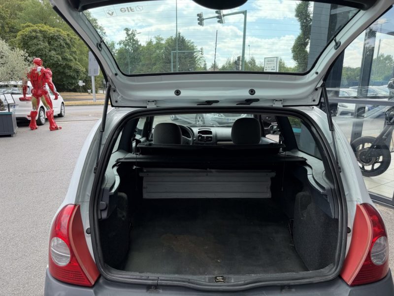 RENAULT CLIO II PHASE 2 SOCIETE 1.5 DCI 65 Cv 2 PLACES / CLIMATISATION