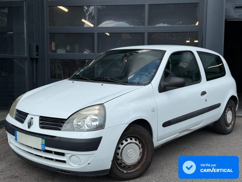 RENAULT CLIO II PHASE 2 SOCIETE 1.5 DCI 65 Cv 2 PLACES / CLIMATISATION