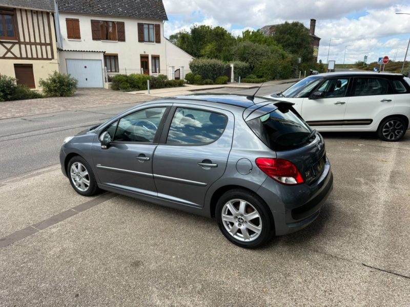 Peugeot 207 1.6 HDi 90Ch Business