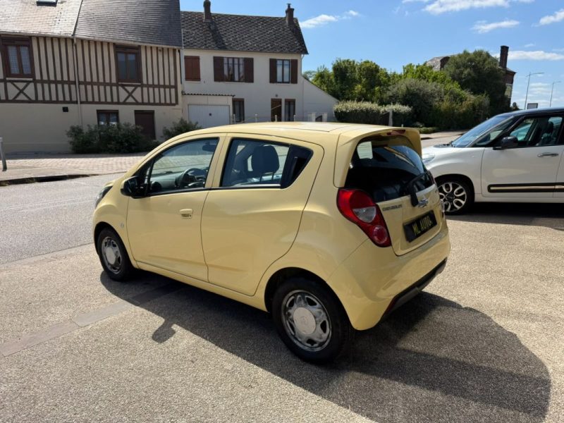 Chevrolet Spark 1.0 16V 68Ch LT