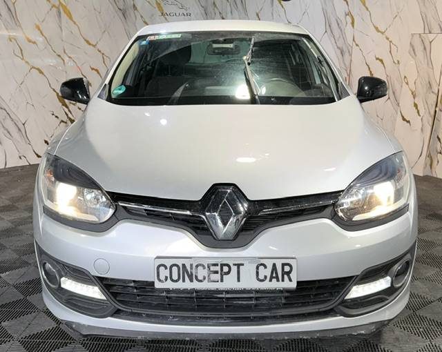 RENAULT MEGANE 1.5 DCI BOSE EDITION 2014 - 69 765Kms - Distrib ok - SUIVIT RENAULT