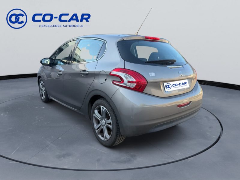 Peugeot 208 1.6 E-HDI 92ch S&S Allure