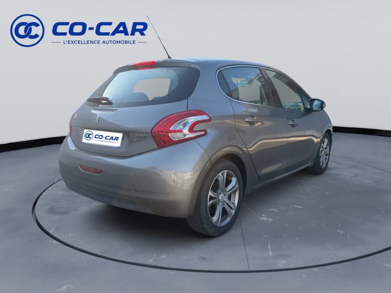 Peugeot 208 1.6 E-HDI 92ch S&S Allure