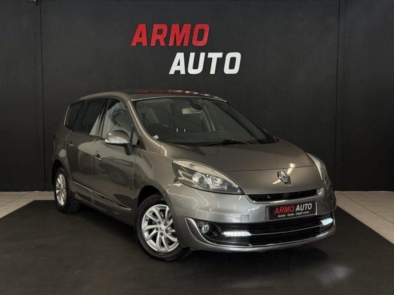 RENAULT SCENIC III 1.5 dCi 110 ch Exception 7 PLACES / GPS / Radars