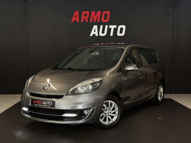 RENAULT SCENIC III 1.5 dCi 110 ch Exception 7 PLACES / GPS / Radars