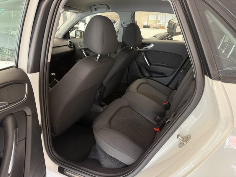 AUDI A1 1.2 TFSI 86 ch Attraction 5portes