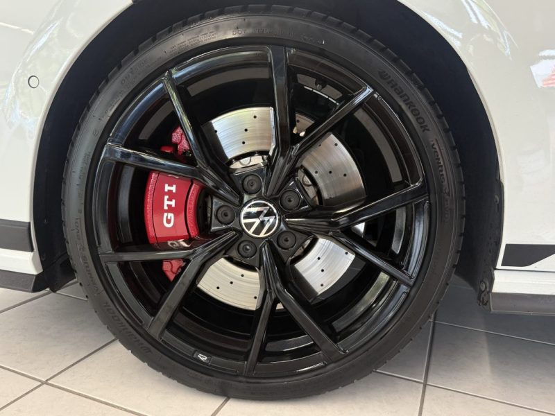 VOLKSWAGEN GOLF VIII 2.0 TSI 300 ch GTI CLUBSPORT DSG / CARPLAY / HARMAN KARDON / SIEGES ET VOLANT C