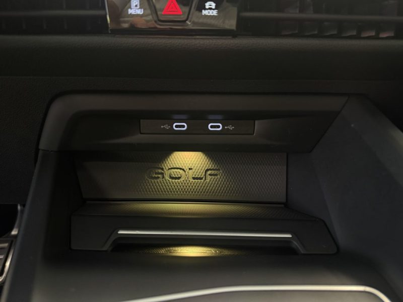 VOLKSWAGEN GOLF 8 2.0 TSI 300 ch GTI CLUBSPORT DSG / CARPLAY / HARMAN KARDON / SIEGES ET VOLANT C