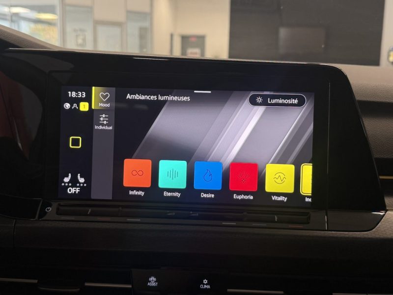 VOLKSWAGEN GOLF 8 2.0 TSI 300 ch GTI CLUBSPORT DSG / CARPLAY / HARMAN KARDON / SIEGES ET VOLANT C