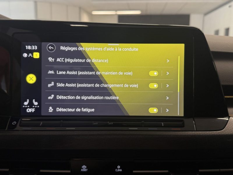 VOLKSWAGEN GOLF 8 2.0 TSI 300 ch GTI CLUBSPORT DSG / CARPLAY / HARMAN KARDON / SIEGES ET VOLANT C