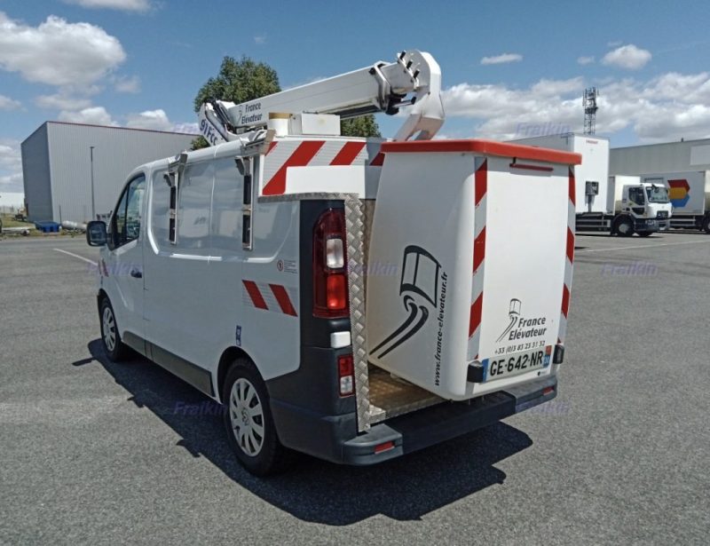 RENAULT TRAFIC NACELLE TRONGEE III  2.0 DCI 145 2022