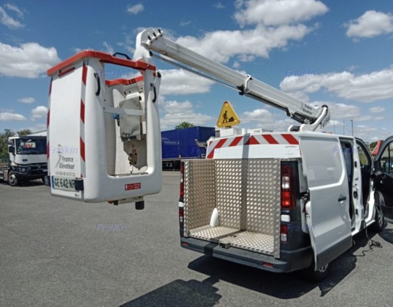 RENAULT TRAFIC NACELLE TRONGEE III  2.0 DCI 145 2022