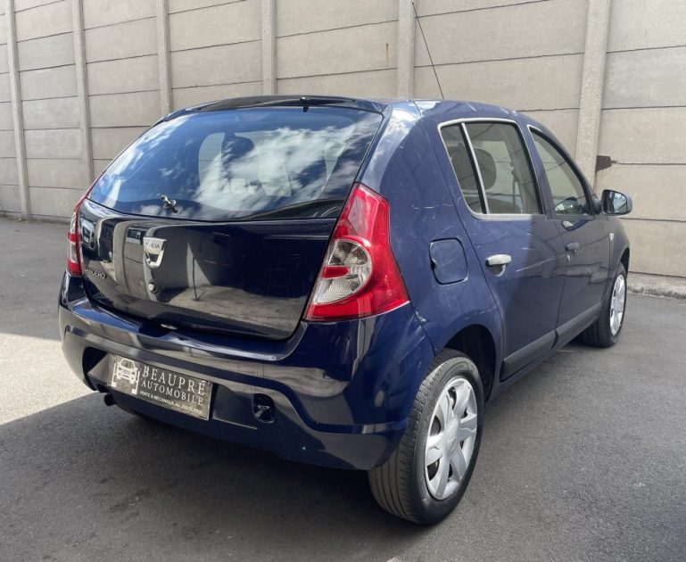 DACIA SANDERO 1.2 i 75 CV