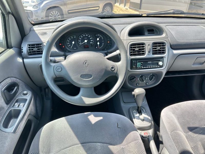 RENAULT CLIO 1.6 BVA 1998 EMBRAYAGE NEUF SUIVI & GARANTIE 12 MOIS