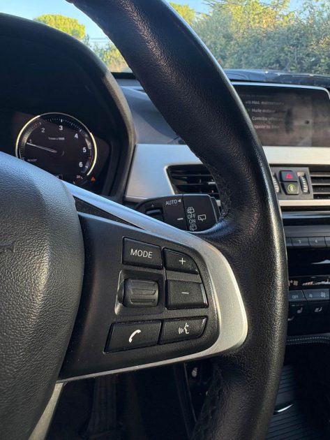 BMW X1 X LINE / boîte auto / keyless / hayon électrique