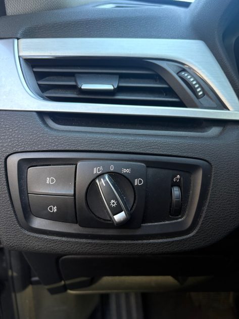 BMW X1 X LINE / boîte auto / keyless / hayon électrique