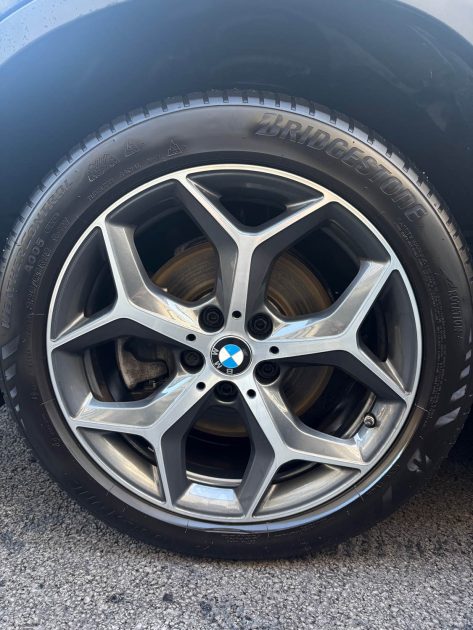 BMW X1 X LINE / boîte auto / keyless / hayon électrique