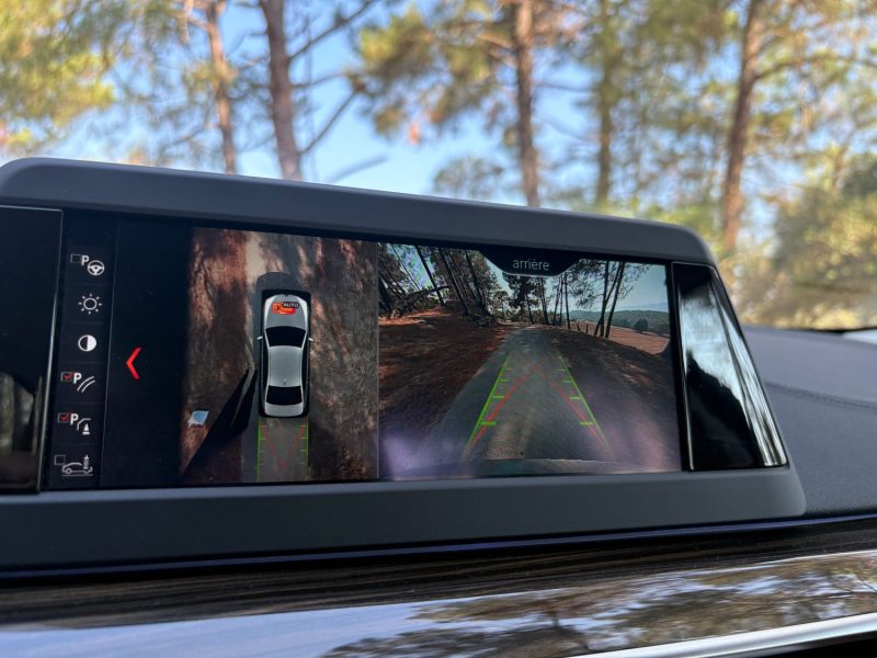 BMW SERIE 5 530E LOUNGE / 360 / sièges chauffants électriques