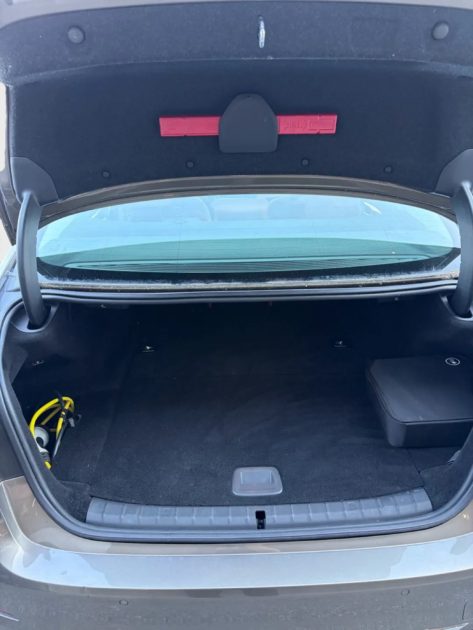 BMW SERIE 5 530E LOUNGE / 360 / sièges chauffants électriques