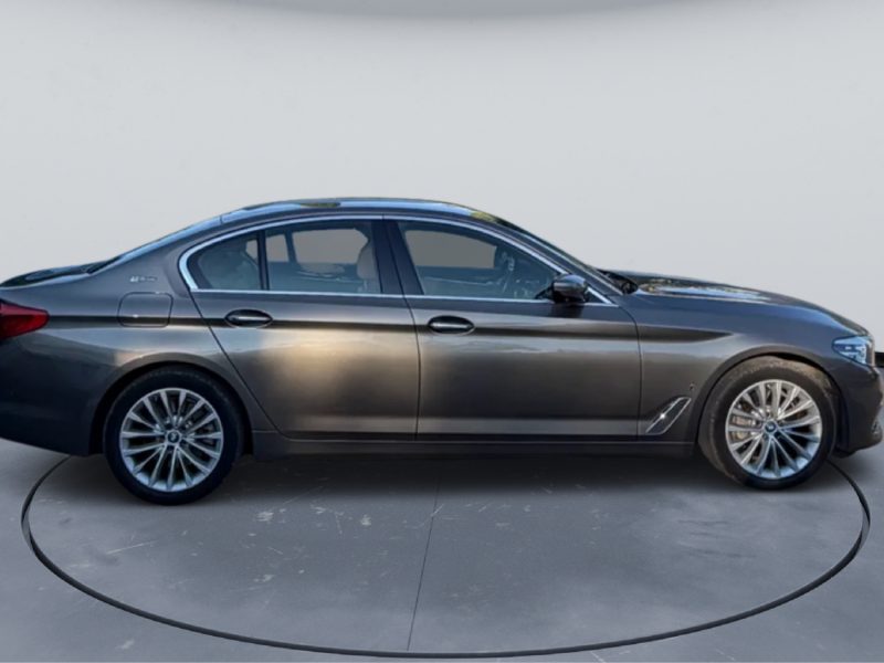 BMW SERIE 5 530E LOUNGE BA 