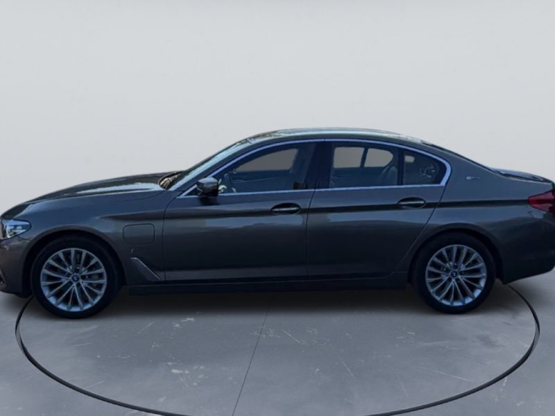 BMW SERIE 5 530E LOUNGE BA 