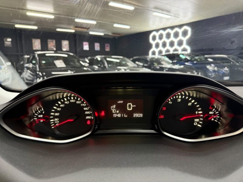 PEUGEOT 308  1.6 BLUE HDI 100 BUSINESS 5 PLACES  2018